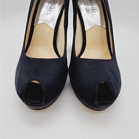 Michael Kors EUC Nadia Black Satin Crystal
Heels with Peep Toe Heels - Picture 3 of 13